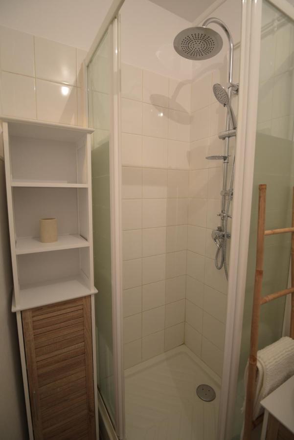 Cosy Appartement Hyper Centre Ville Avec Cour + Patio โอแซร์ ภายนอก รูปภาพ