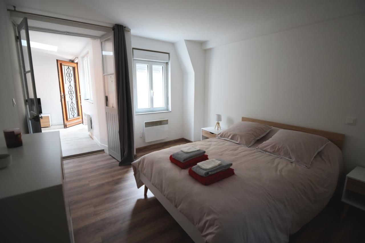 Cosy Appartement Hyper Centre Ville Avec Cour + Patio โอแซร์ ภายนอก รูปภาพ